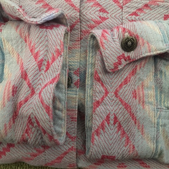 Ariat Real Womens Size Medium Long Sleeve Button Shirt Aztec Blue Pink - Picture 7 of 7